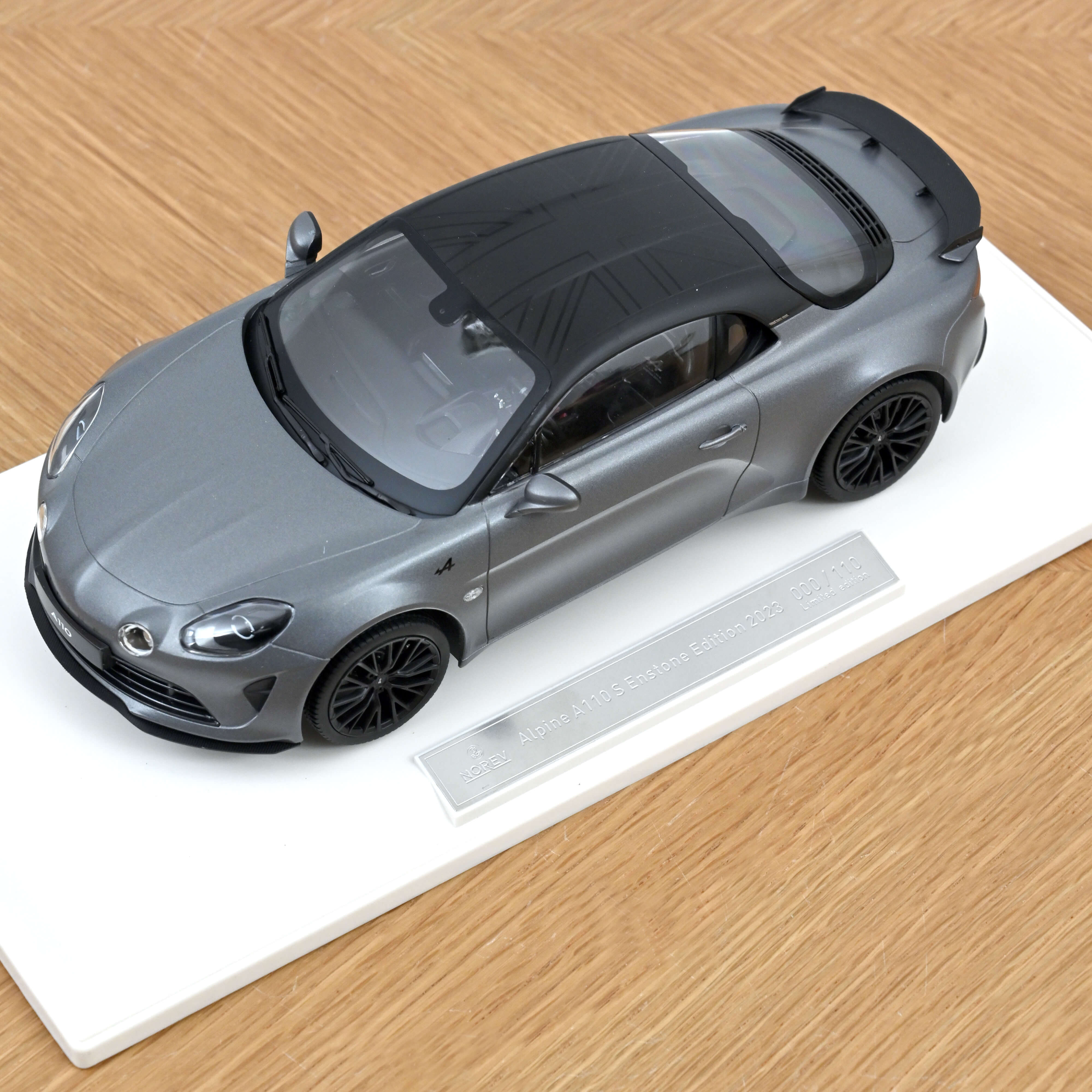 norev-alpine-a110-s-enstone-edition-2023-grigio-tonnerre-mat-1-18-110-pz image 4