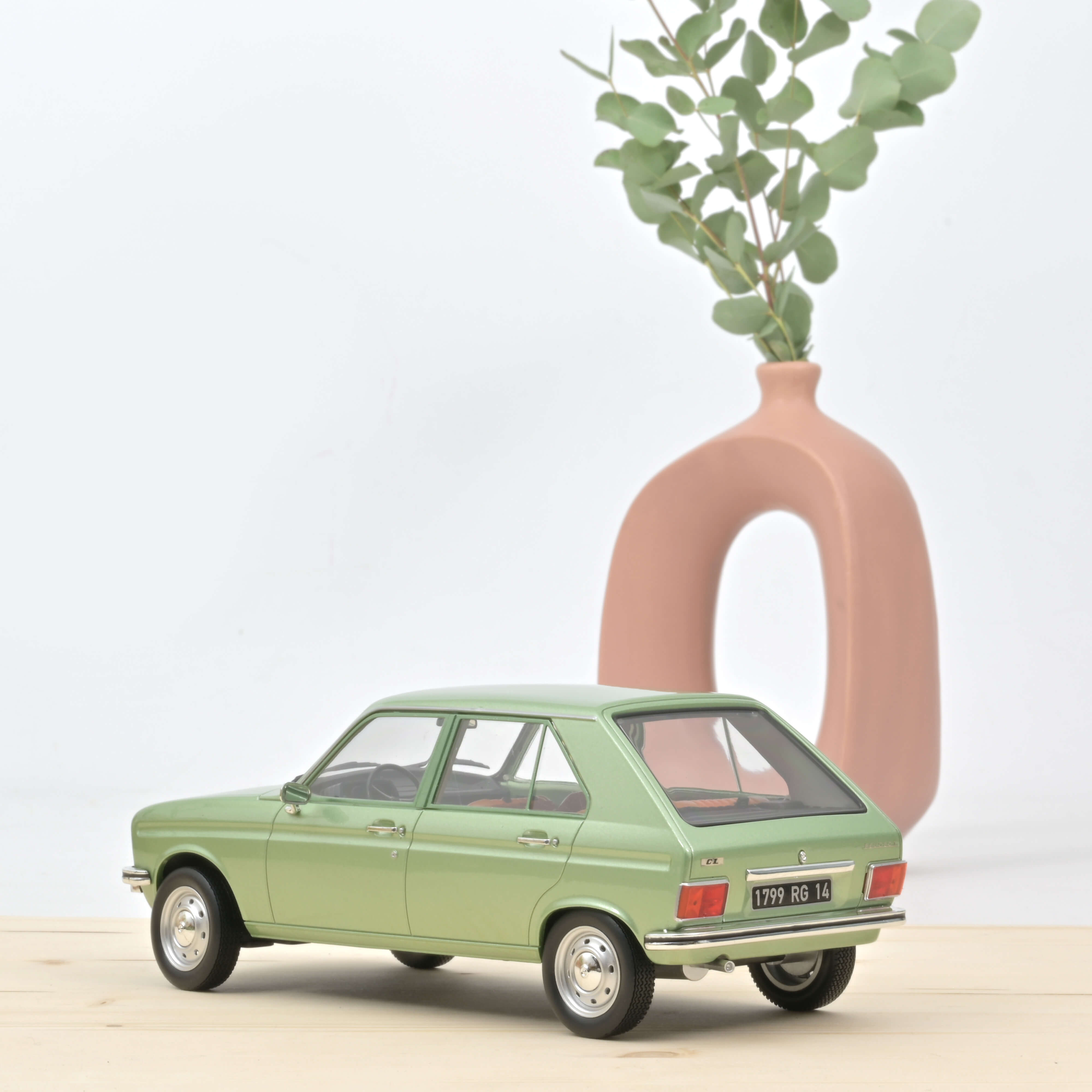 norev-peugeot-104-gl-1977-verde-metallizzato-1-18-edizione-web-300-pz image 2