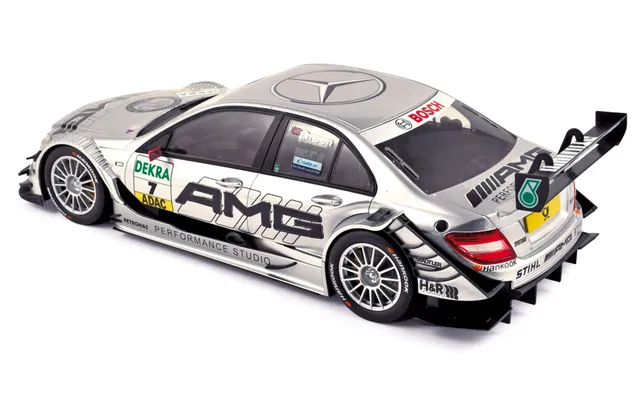 norev-mercedes-benz-c-class-dtm-2011-7-green-modellino-auto-1-18 image 1