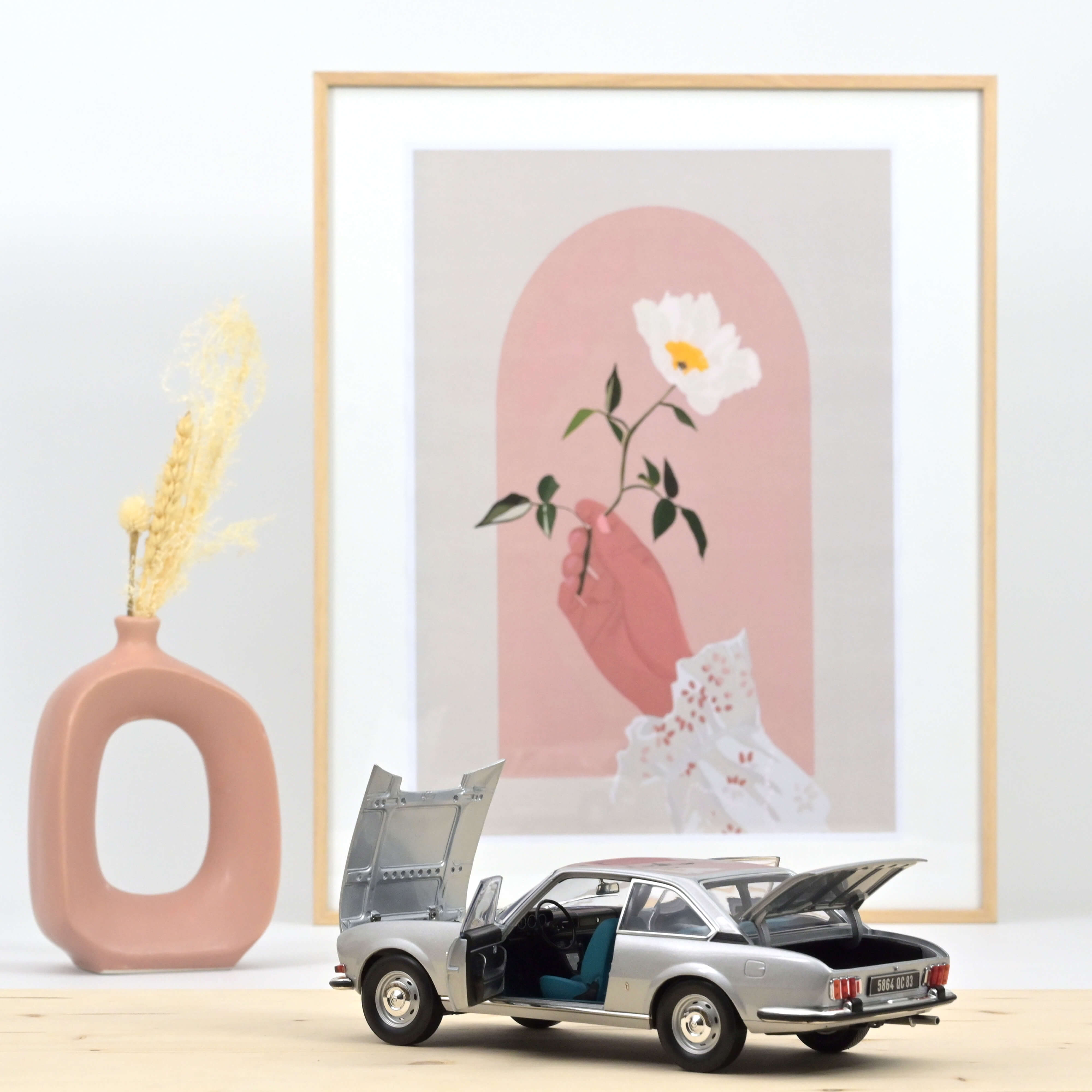 norev-peugeot-504-coup-1969-argent-1-18-edizione-limitata-250-pcs image 2