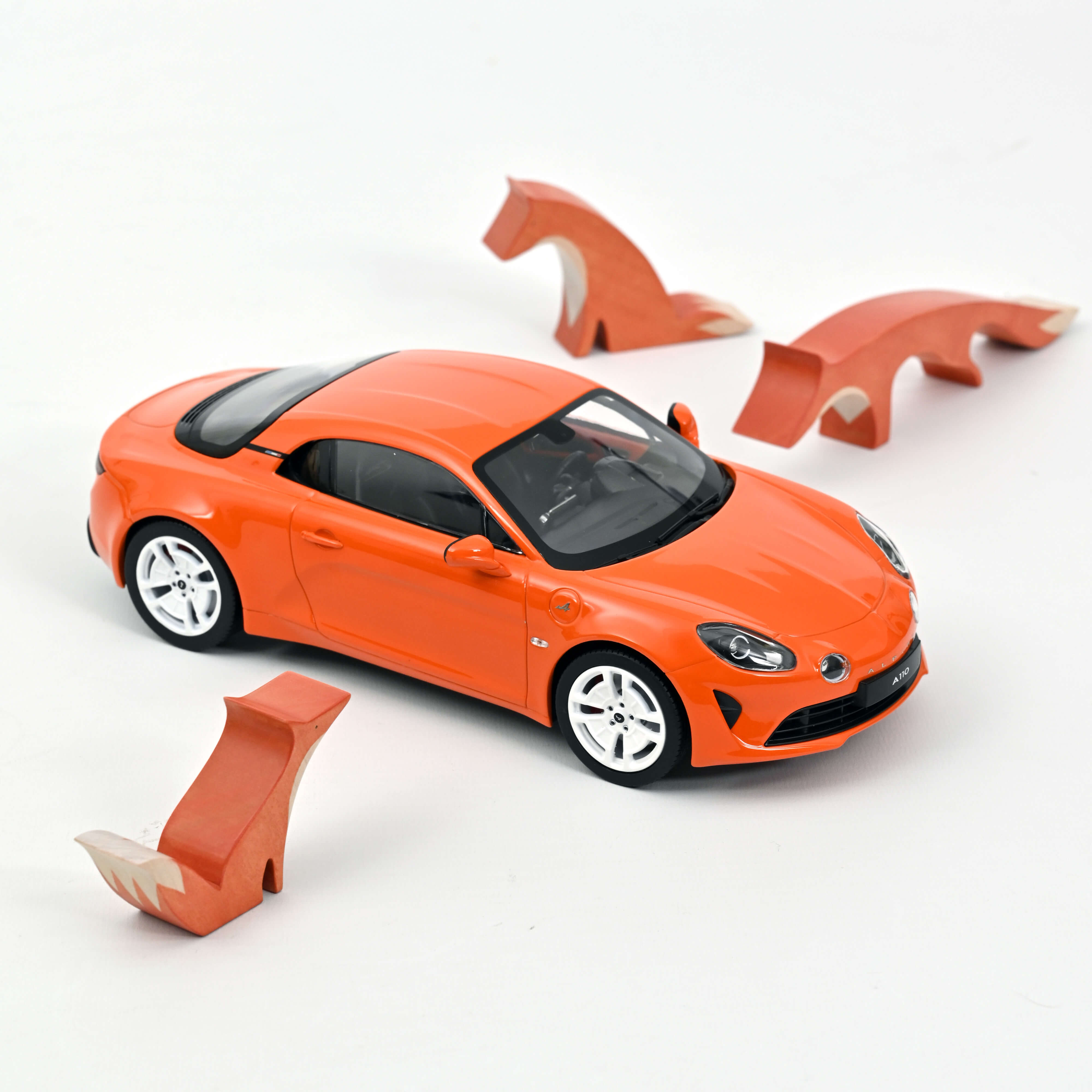 norev-alpine-a110-l-gende-2020-arancione-acropolis-1-18-110-pz image 1