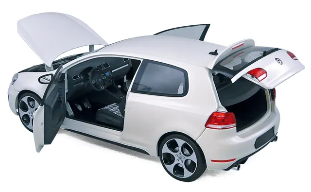 norev-vw-golf-gti-2009-modellino-auto-1-18-candy-white image 1