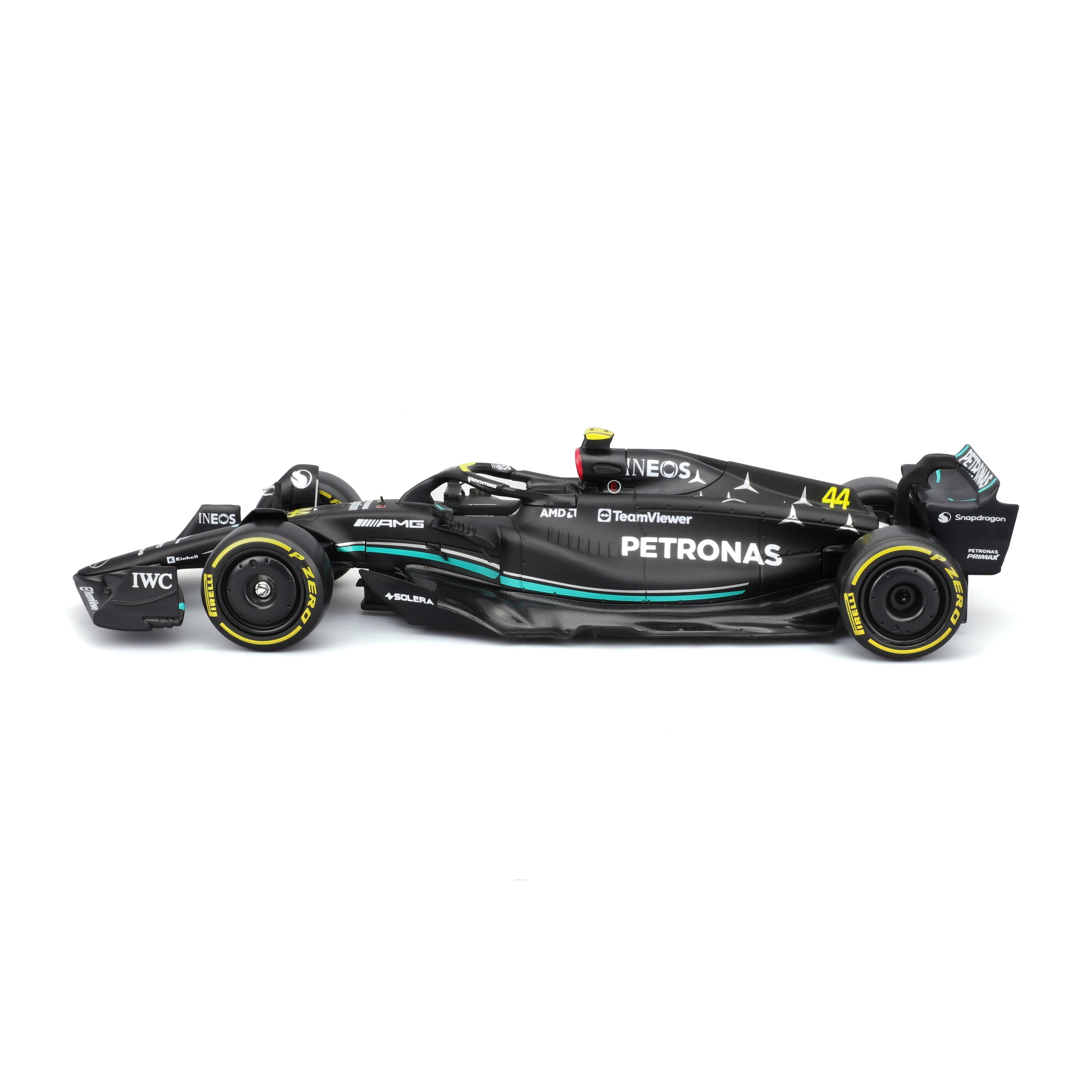 bburago-mercedes-w14-e-performance-44-lewis-hamilton-f1-2023-1-24-con-pilota image 6