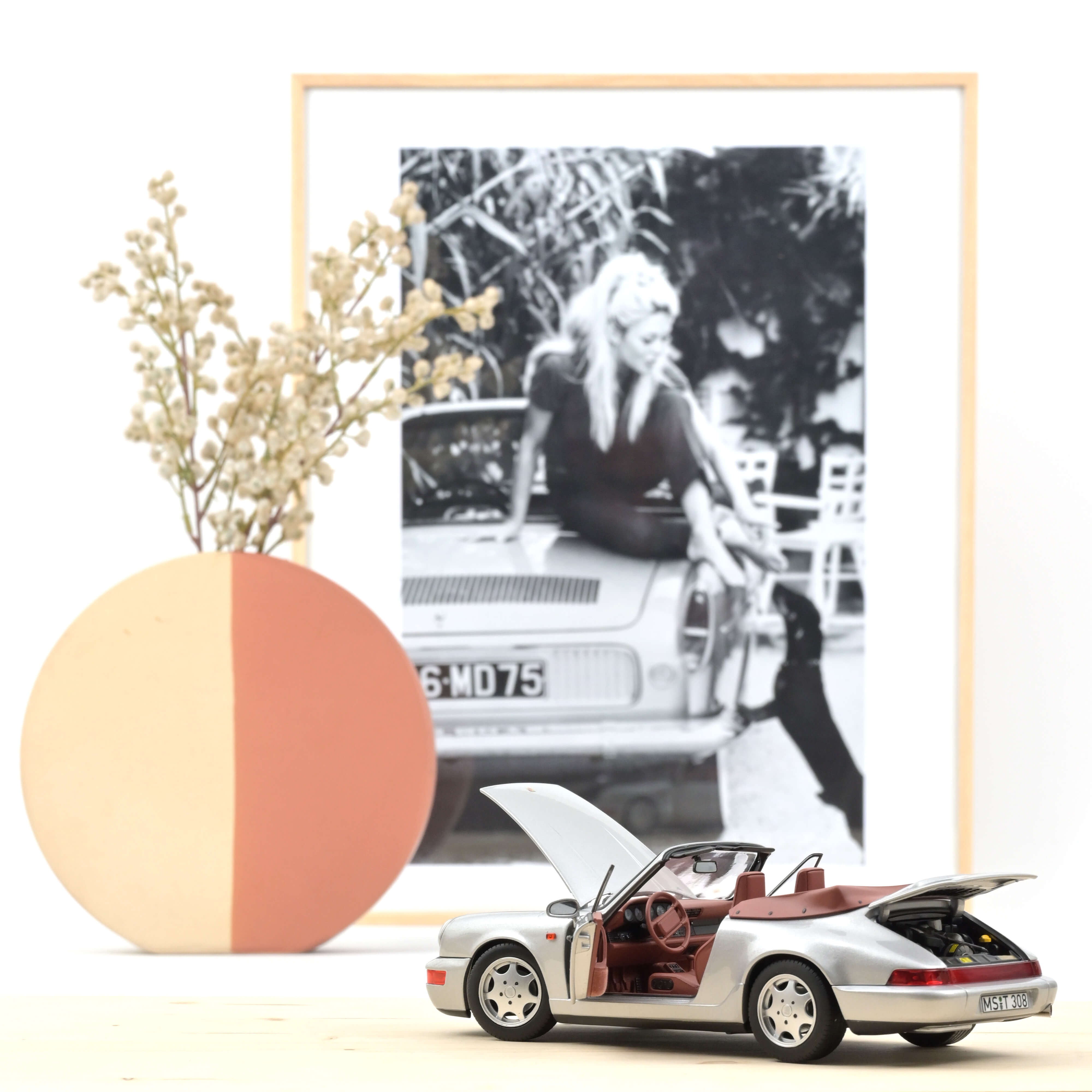 norev-porsche-911-carrera-2-cabriolet-1990-argent-1-18-modellino-cabrio-d-epoca image 2