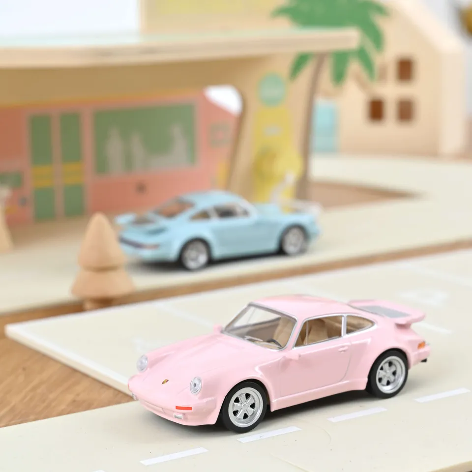 norev-porsche-911-turbo-1978-typ-930-modellino-auto-1-43-rosa-jet-car image 1