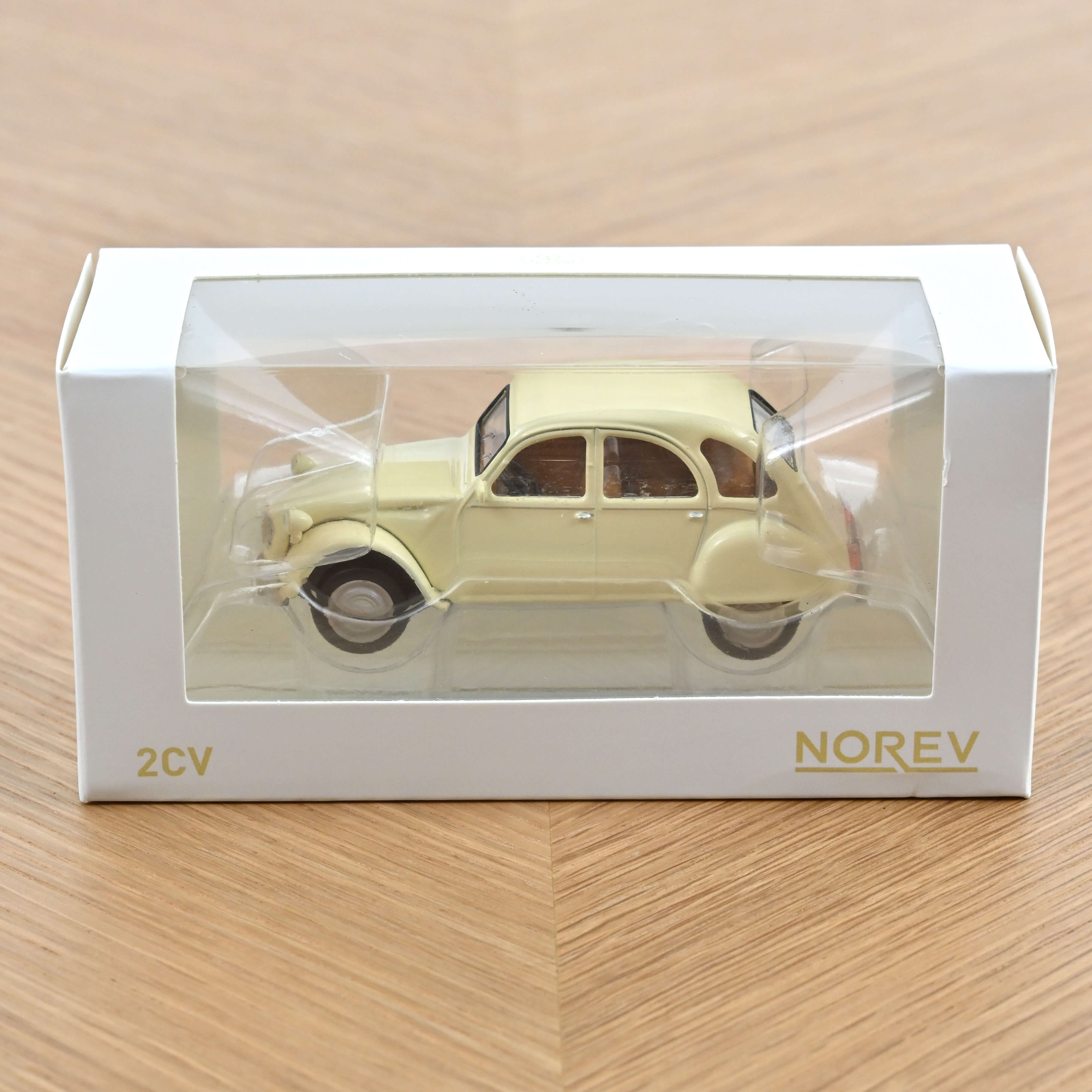 norev-citro-n-2cv-1978-beige-nevada-modellino-auto-1-43-jet-car image 2
