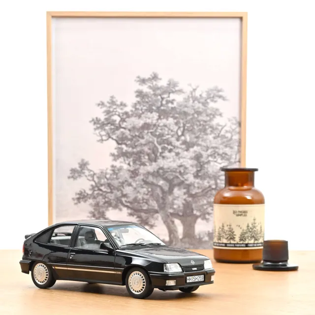 norev-opel-kadett-gsi-1991-helmut-schmidt-modellino-auto-1-18-nero-metallizzato image 1