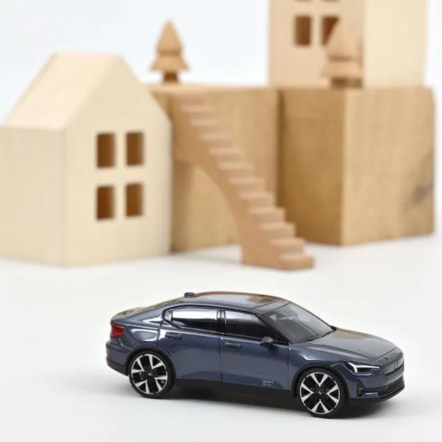 norev-polestar-2-2024-midnight-modellino-auto-1-43 image 1