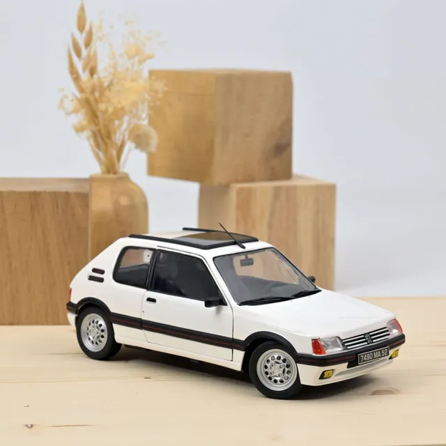 norev-peugeot-205-gti-1-6-1988-bianco-modellino-auto-1-18 image 1
