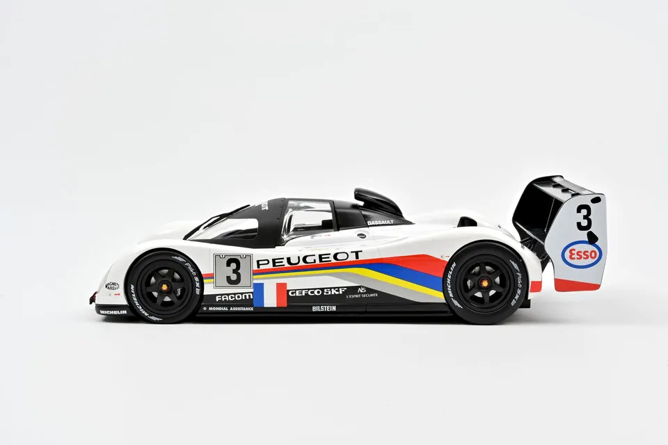 norev-peugeot-905-3-winner-24h-le-mans-1993-modellino-1-18-bouchut-h-lary-brabha image 1