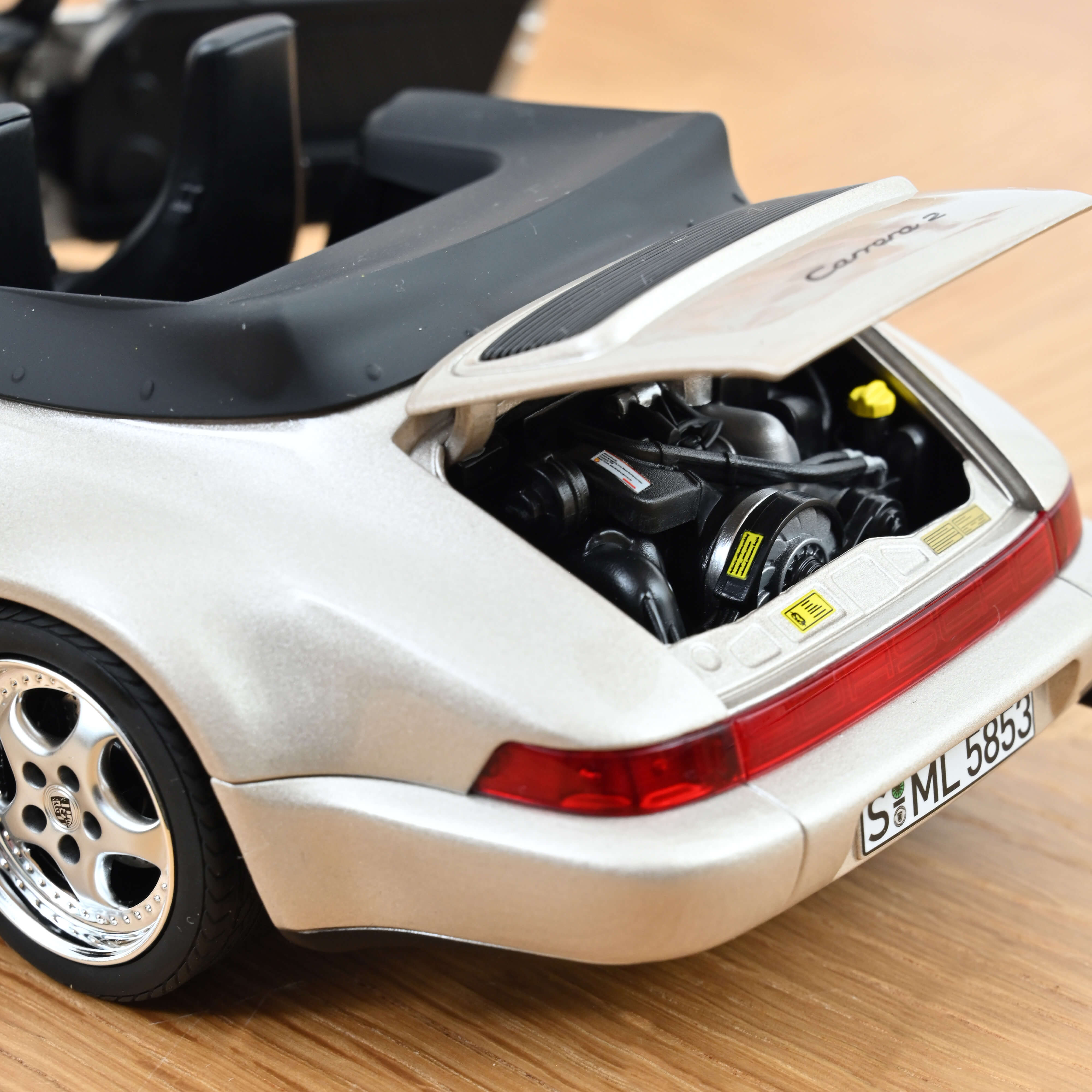 norev-porsche-911-turbo-look-cabriolet-1992-1-18-argent-zermatt-m-tallis image 6