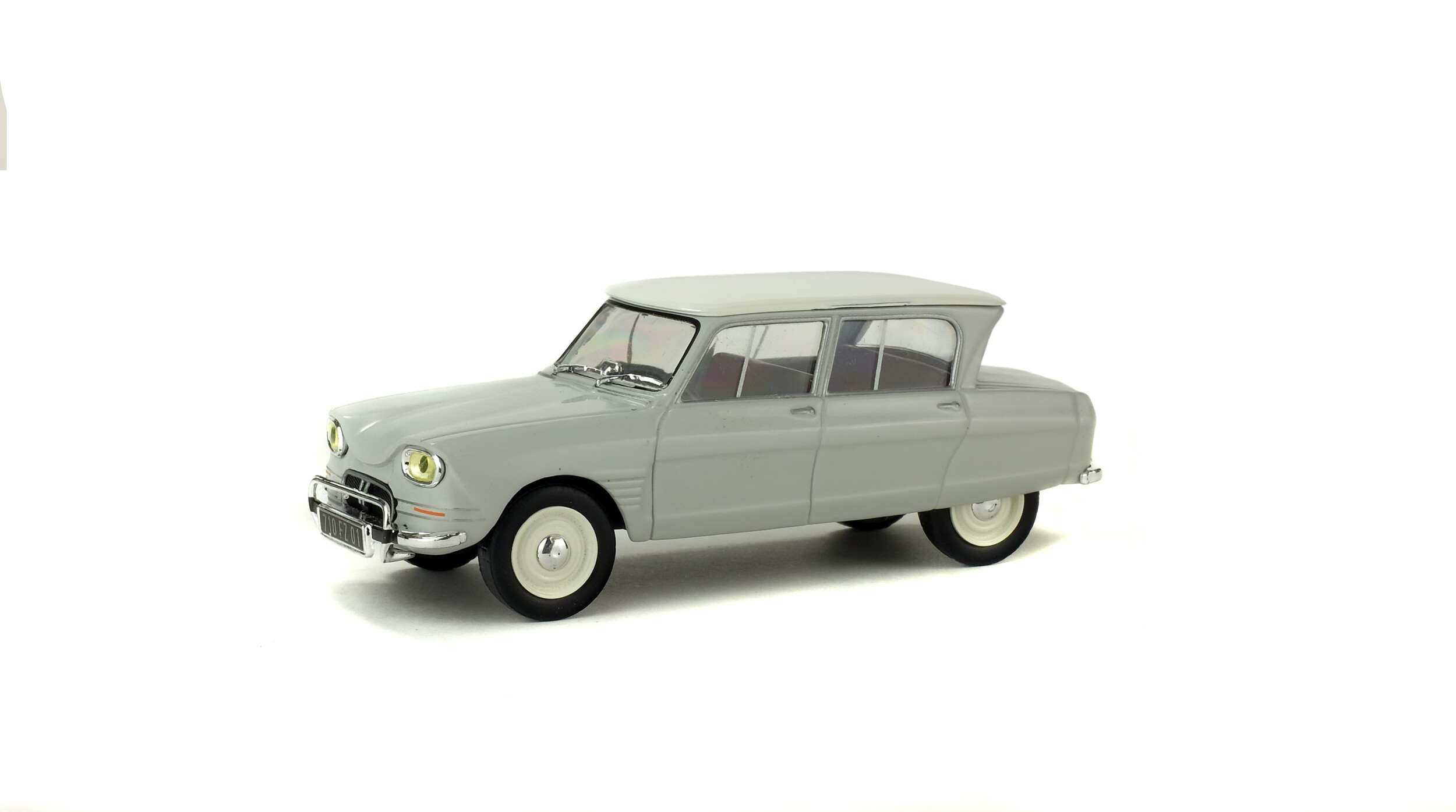 solido-citro-n-ami-6-1963-modellino-1-43 image 2