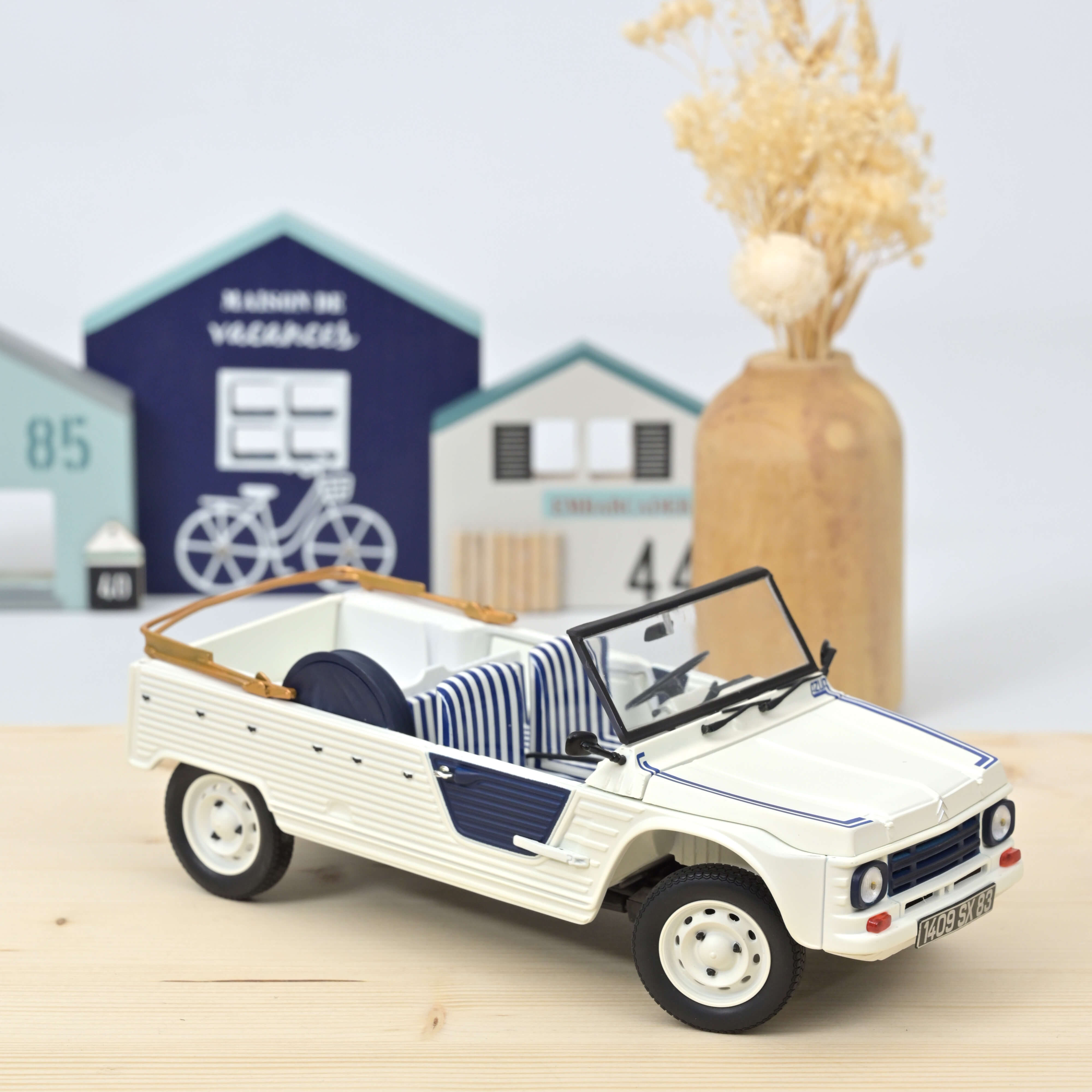 norev-citro-n-m-hari-1983-azur-modellino-auto-1-18 image 1