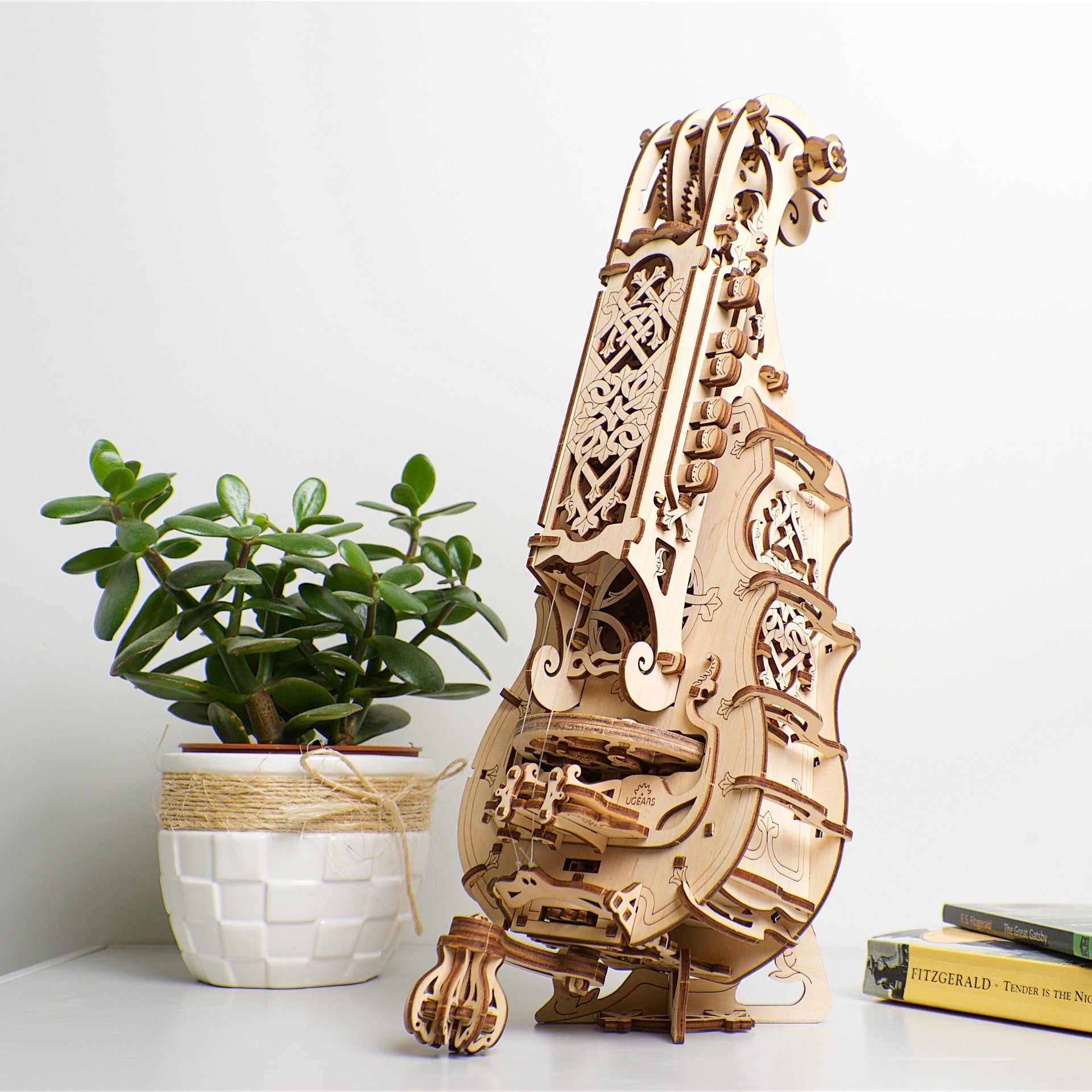 ugears-hurdy-gurdy-strumento-musicale-meccanico-in-legno-3d image 8