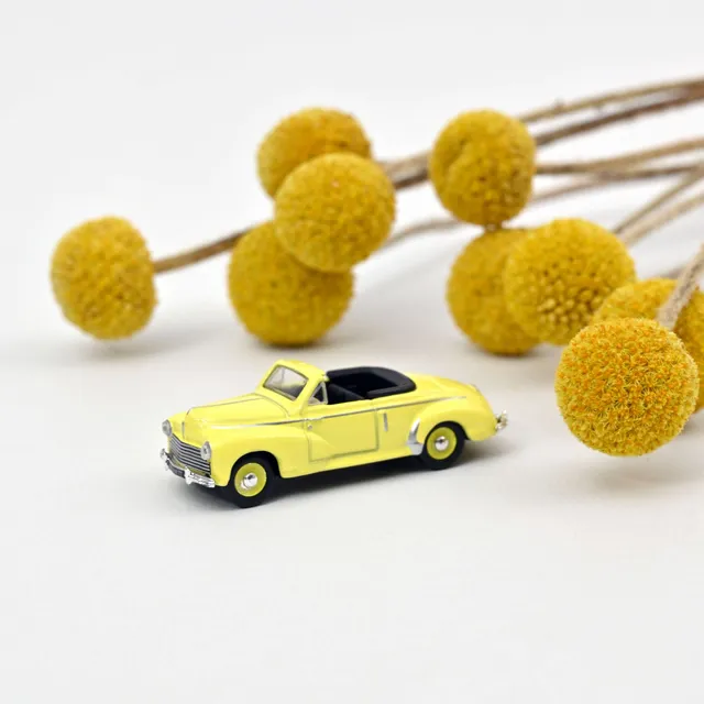 norev-minijet-peugeot-203-cabrio-1952-giallo-zolfo-1-87 image 1
