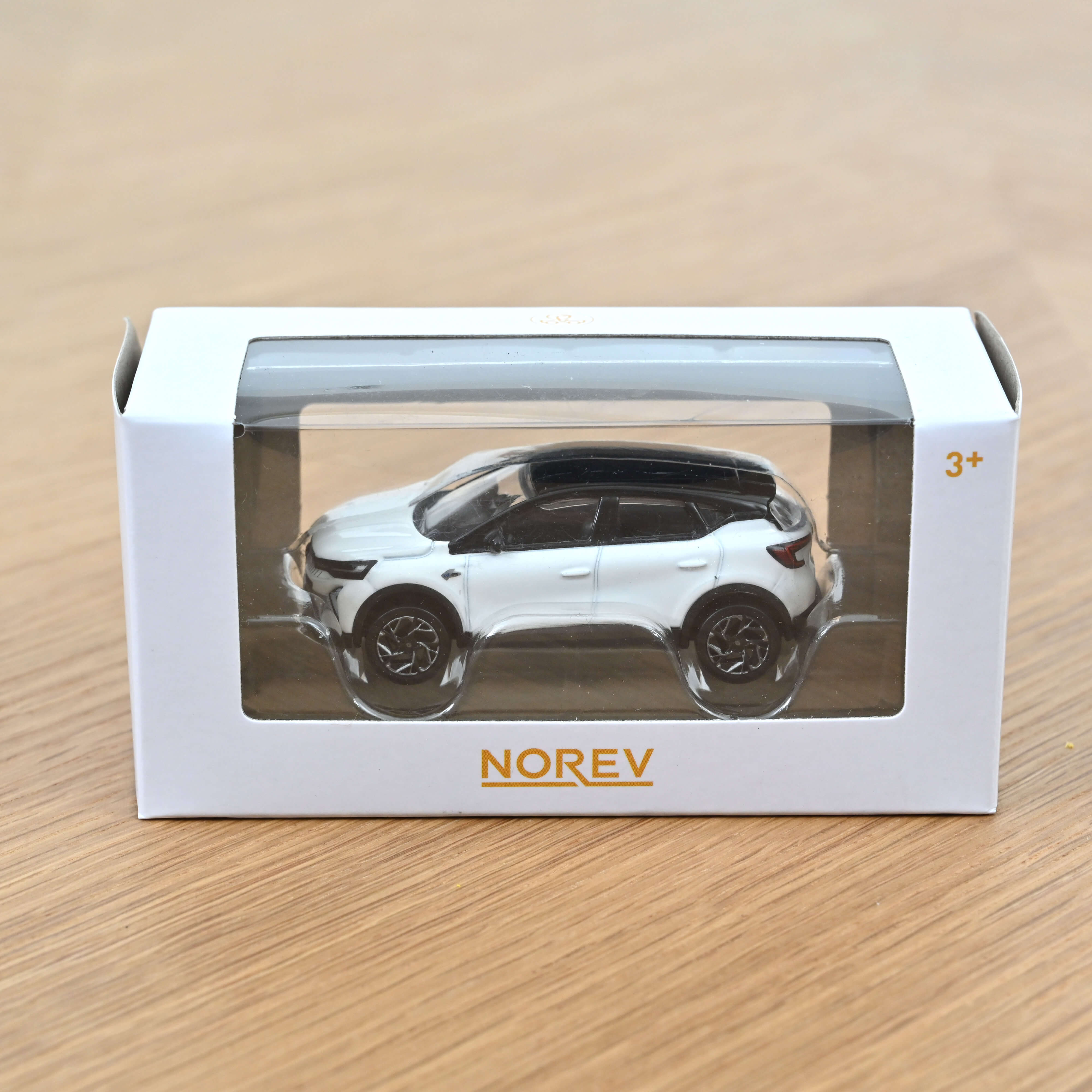 norev-renault-captur-esprit-alpine-2024-bianco-nacr-tetto-nero-1-64-minijet image 2