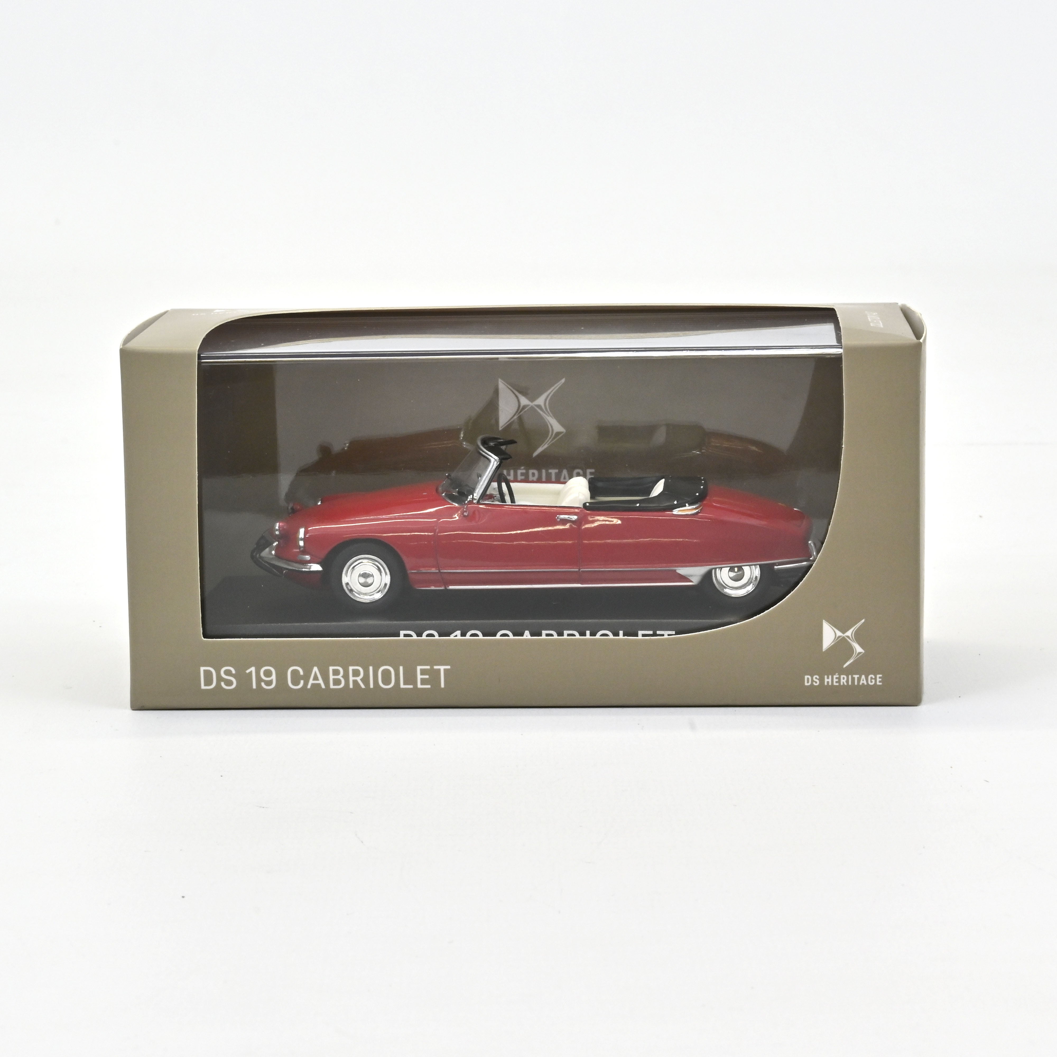 norev-ds-19-cabriolet-modellino-auto-1-43-rosso-cornaline image 3