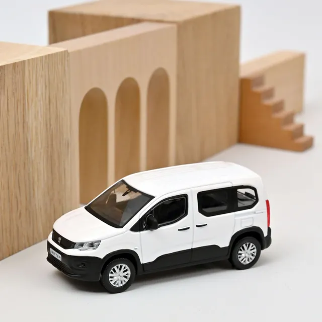 norev-peugeot-rifter-2018-white-modellino-auto-1-43 image 1