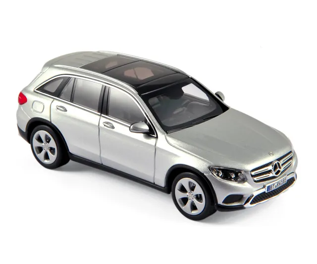 norev-mercedes-benz-glc-2015-modellino-auto-1-43-argento image 1