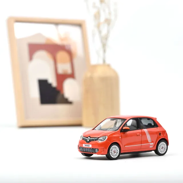 norev-renault-twingo-electric-vibes-2021-arancione-valencia-modellino-1-43 image 1