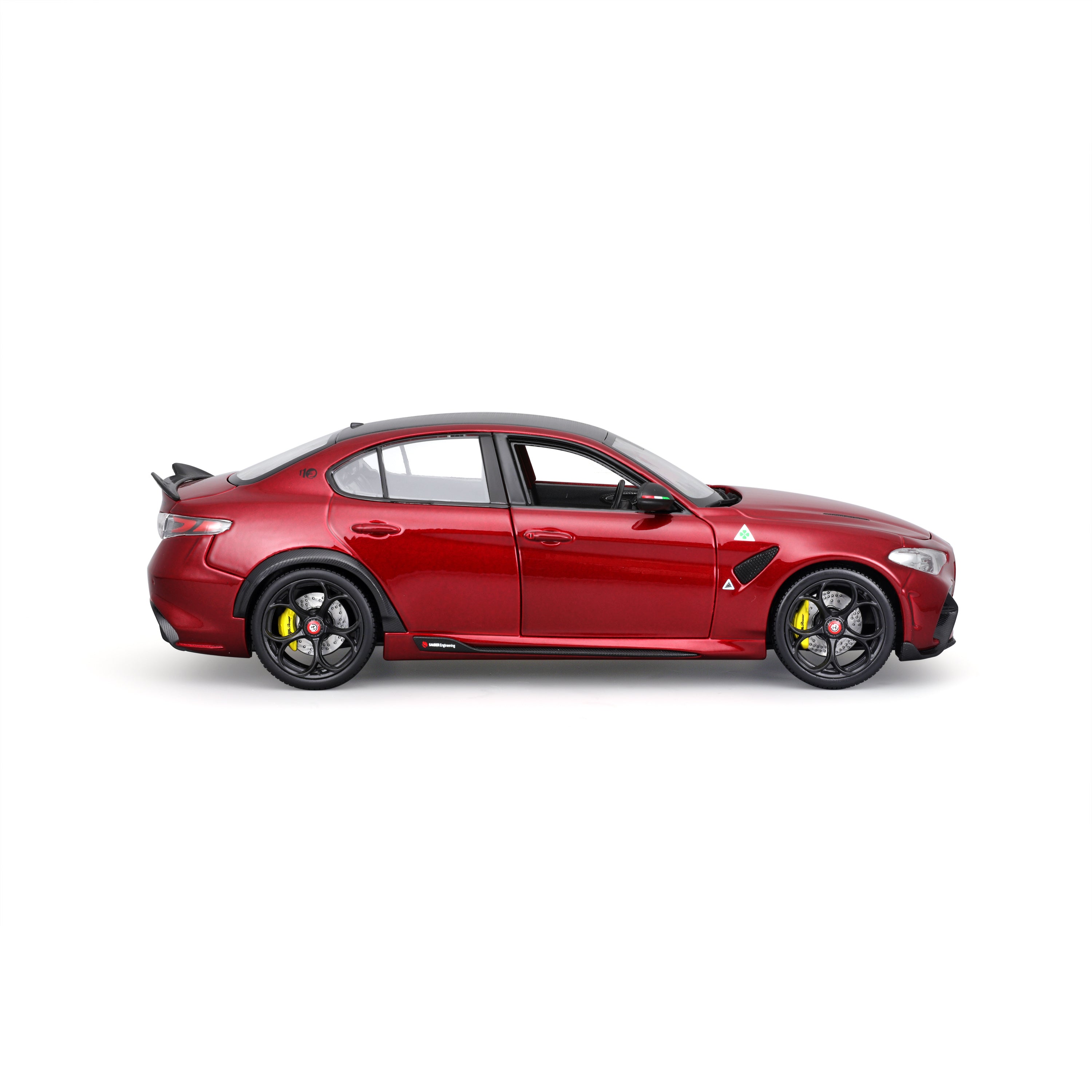 bburago-alfa-romeo-giulia-gta-2020-1-18-rossa image 7