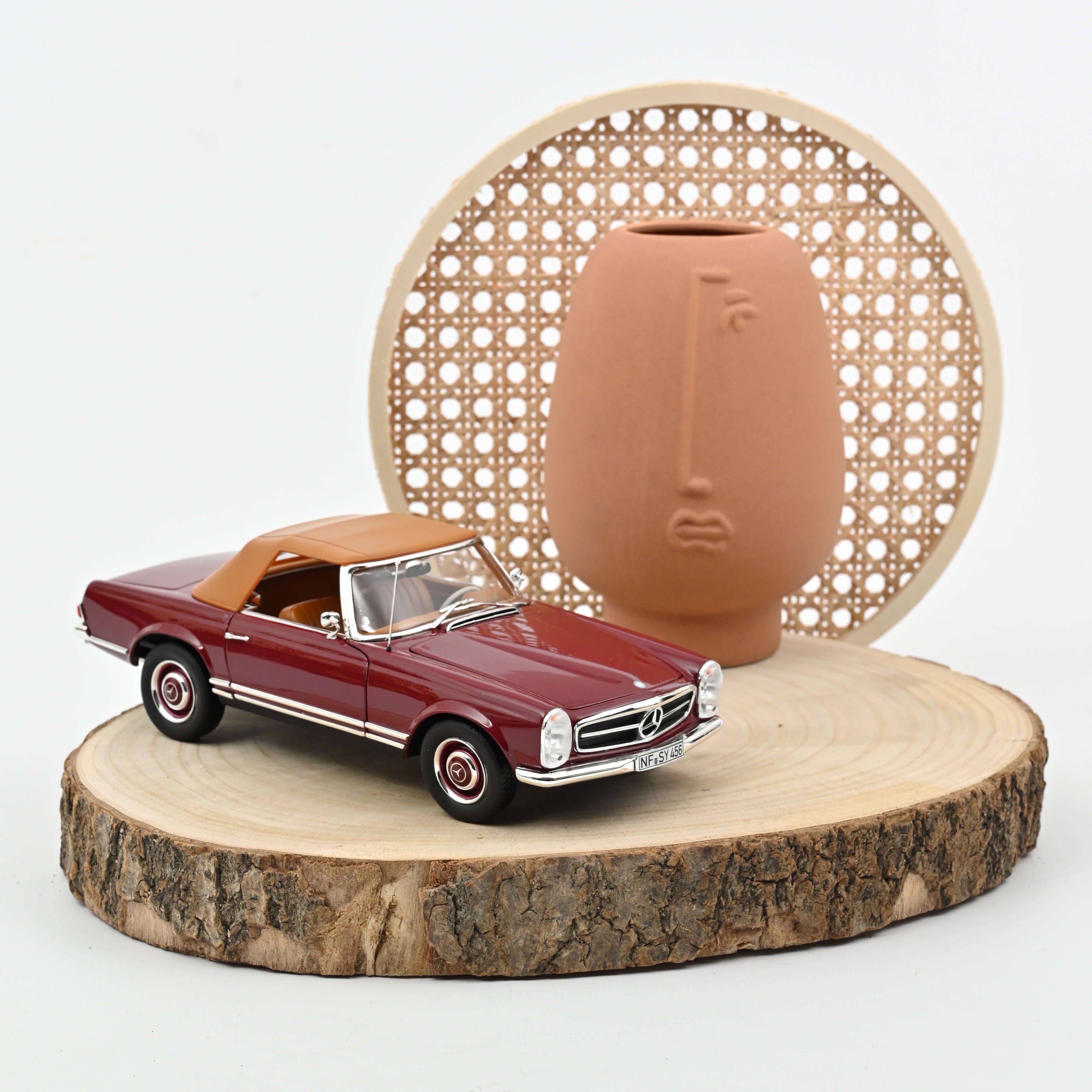 norev-mercedes-benz-230-sl-1963-pagoda-modellino-auto-1-18-rosso-scuro image 2