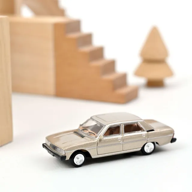 norev-peugeot-604-1977-sand-metallic-1-87-modellino-die-cast-minijet image 1