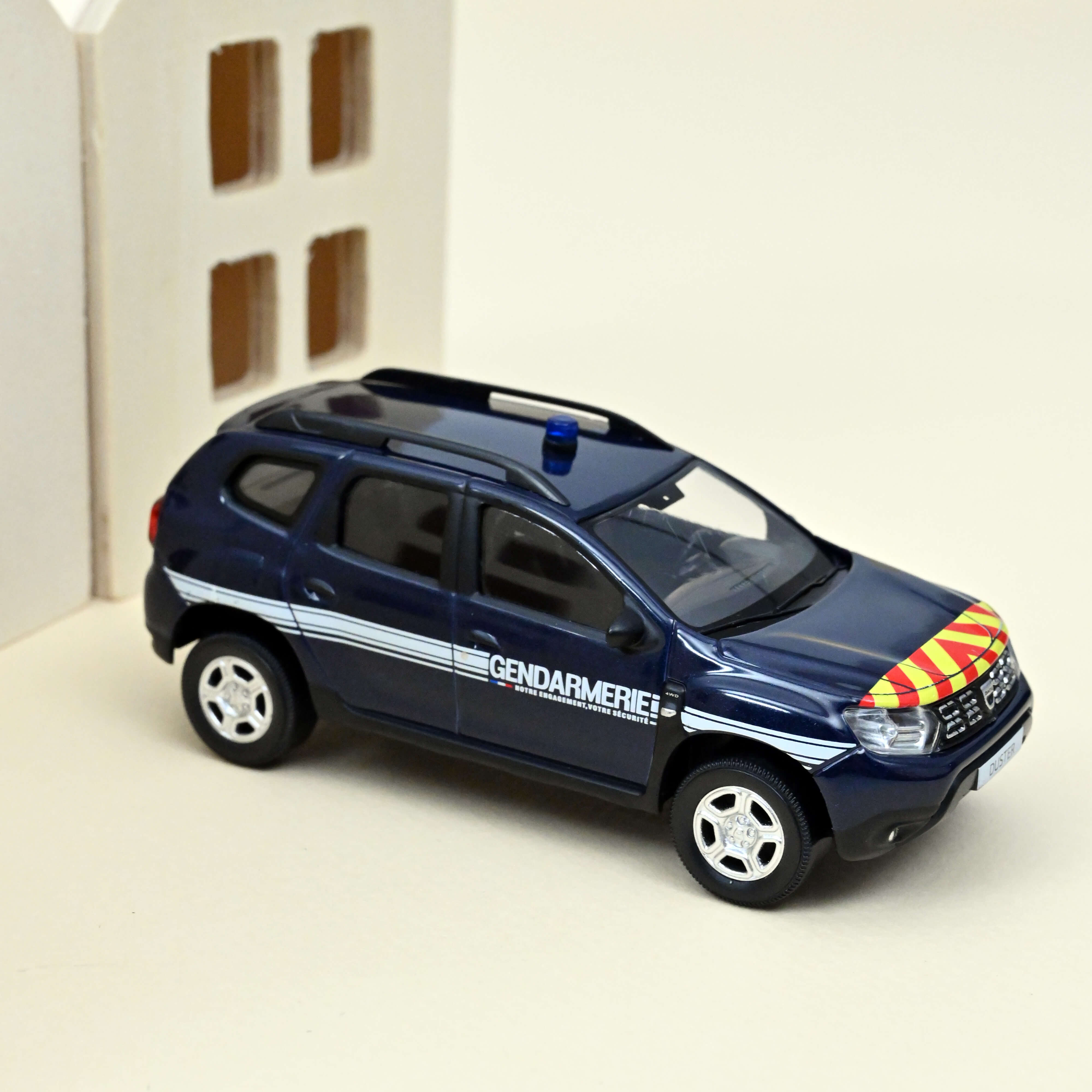 norev-dacia-duster-2018-gendarmerie-1-43-jet-car image 1