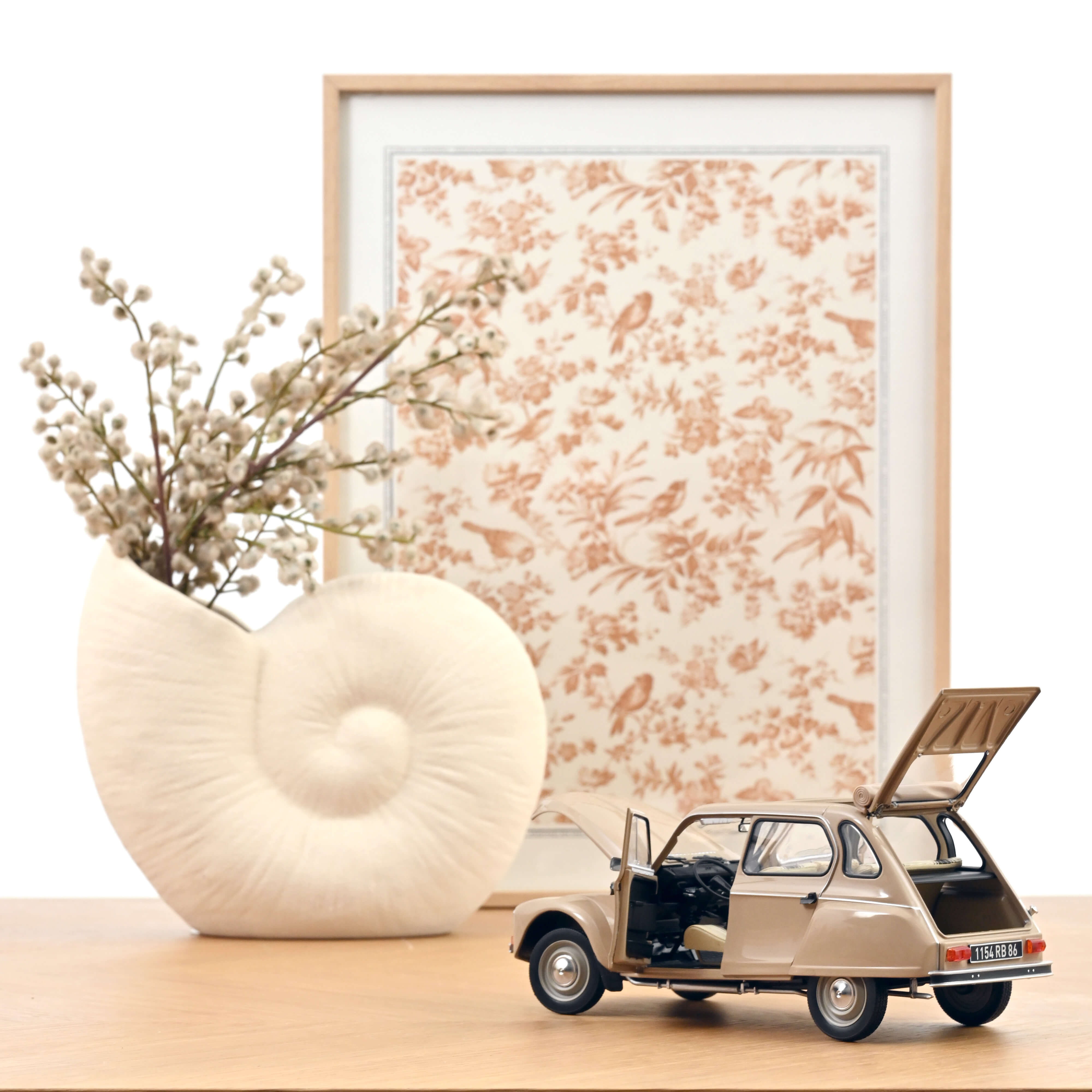 norev-citro-n-dyane-6-1983-beige-colorado-modellino-auto-1-18-con-4-aperture image 3