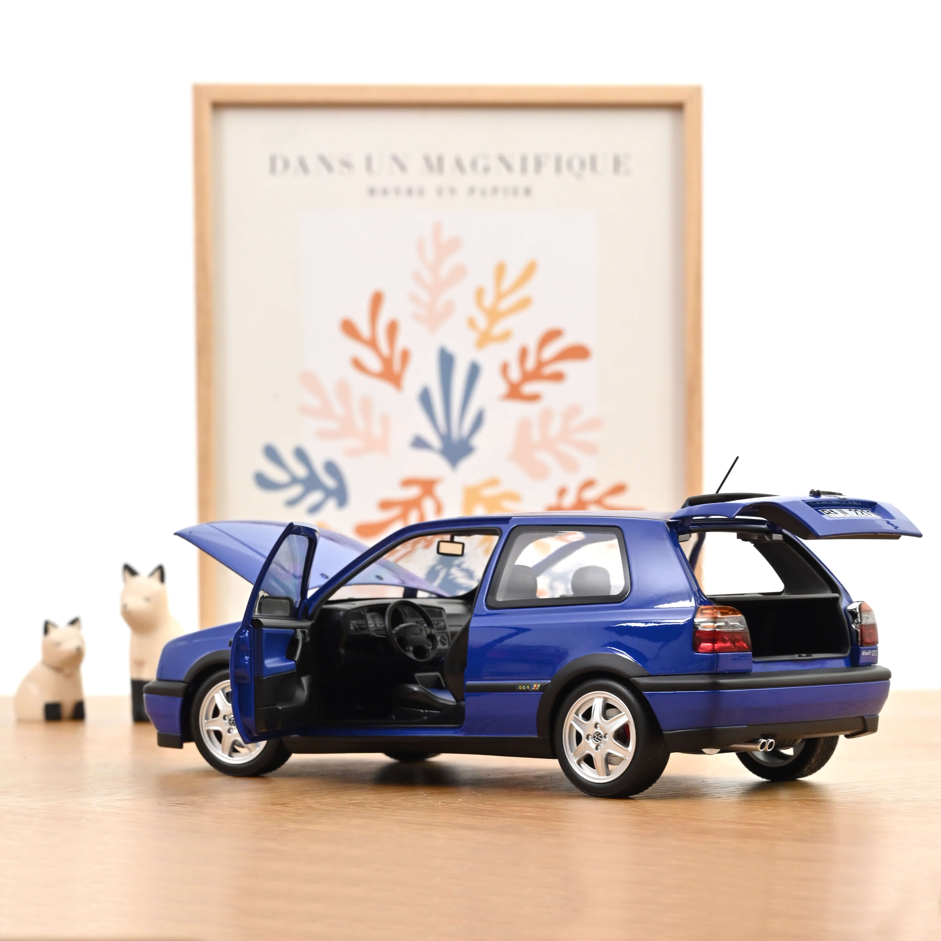 norev-vw-golf-gti-color-concept-1994-modellino-auto-1-18-blu-jazz image 2