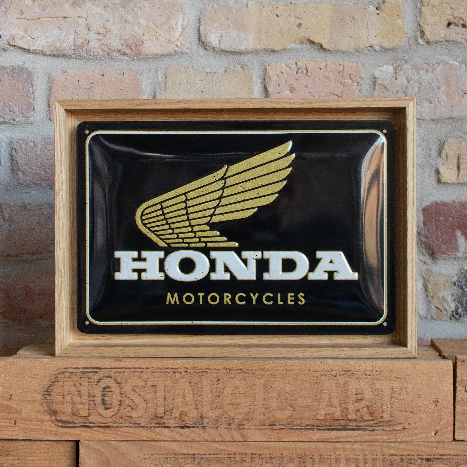 nostalgic-art-honda-mc-motorcycles-gold-n-frame-m-edition image 3