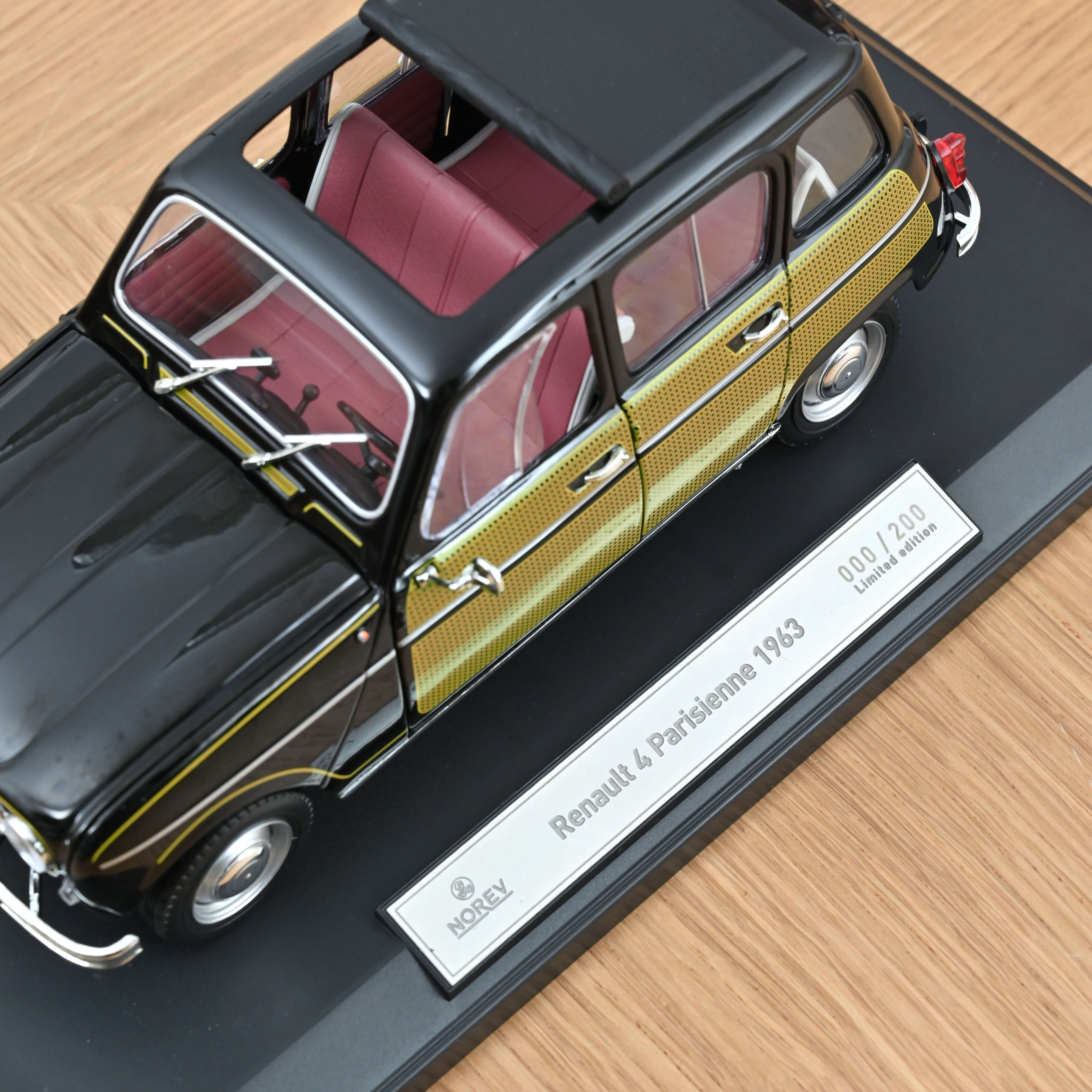 norev-renault-4-parisienne-1963-1-18-nera-e-gialla-edizione-200-pz image 7