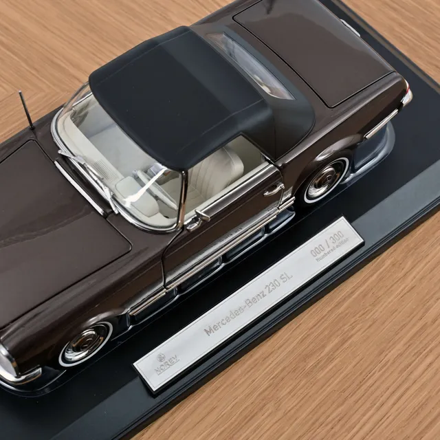 norev-mercedes-benz-230-sl-pagoda-1963-modellino-auto-1-18-bronzo-300pz image 1