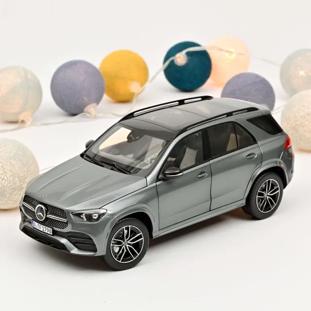 norev-mercedes-benz-gle-2019-modellino-auto-1-18-grigio-metallizzato image 1