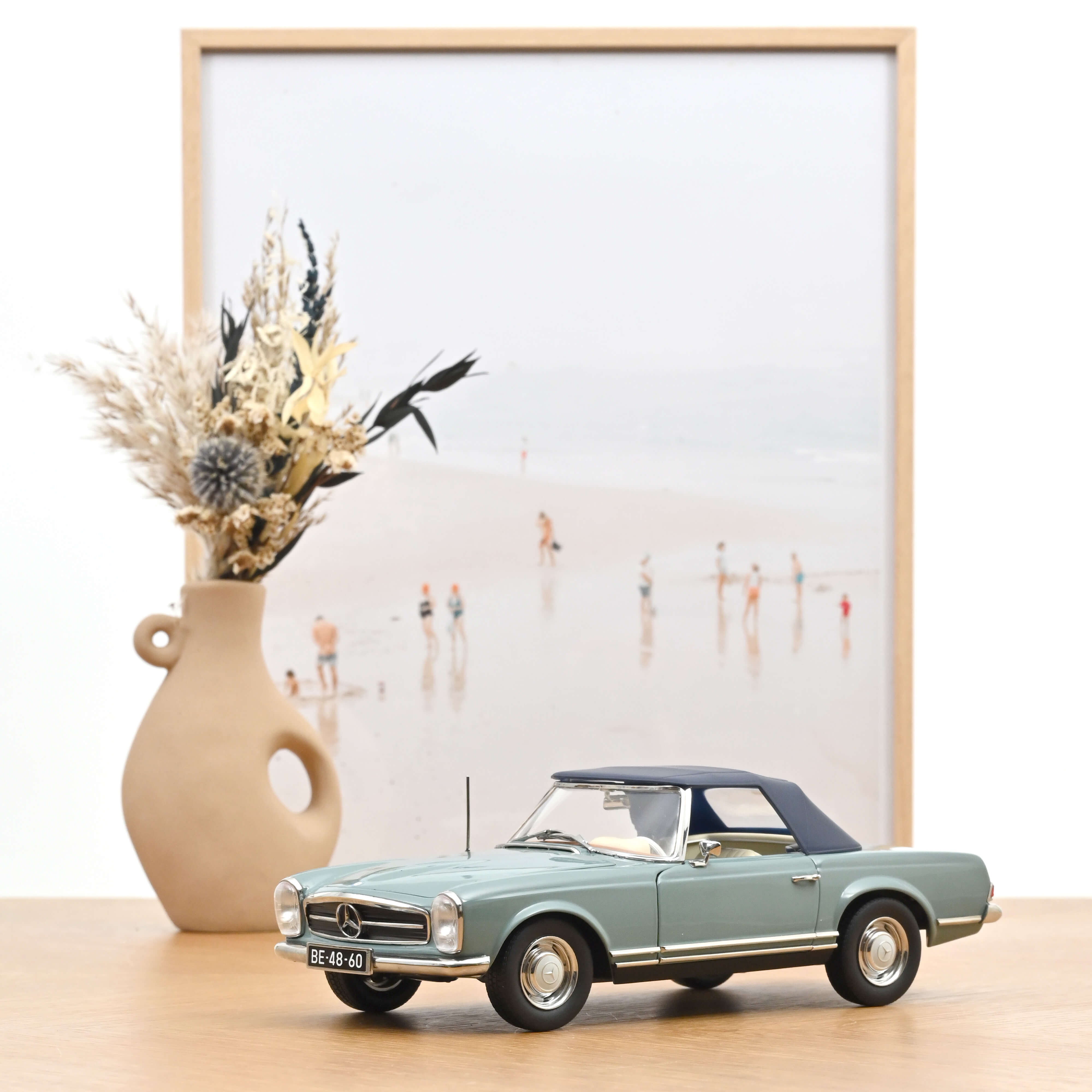 norev-mercedes-benz-230-sl-pagoda-1963-blu-horizon-1-18 image 2