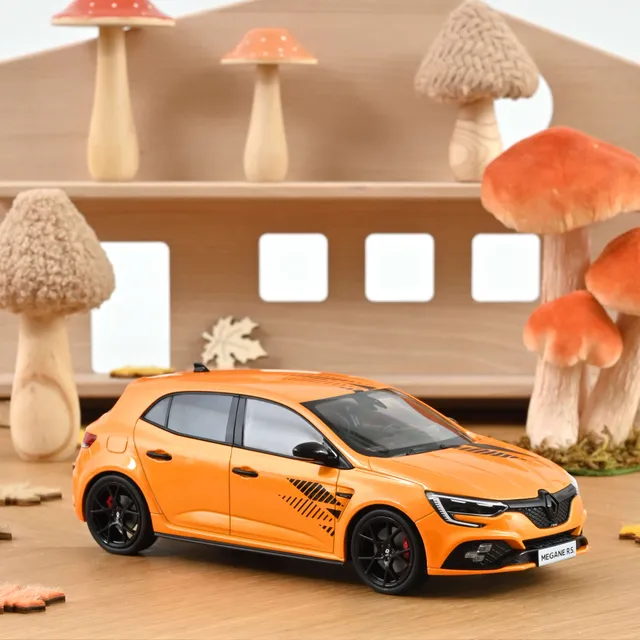 norev-renault-m-gane-r-s-ultime-2023-1-18-orange-tonic-200pz image 1