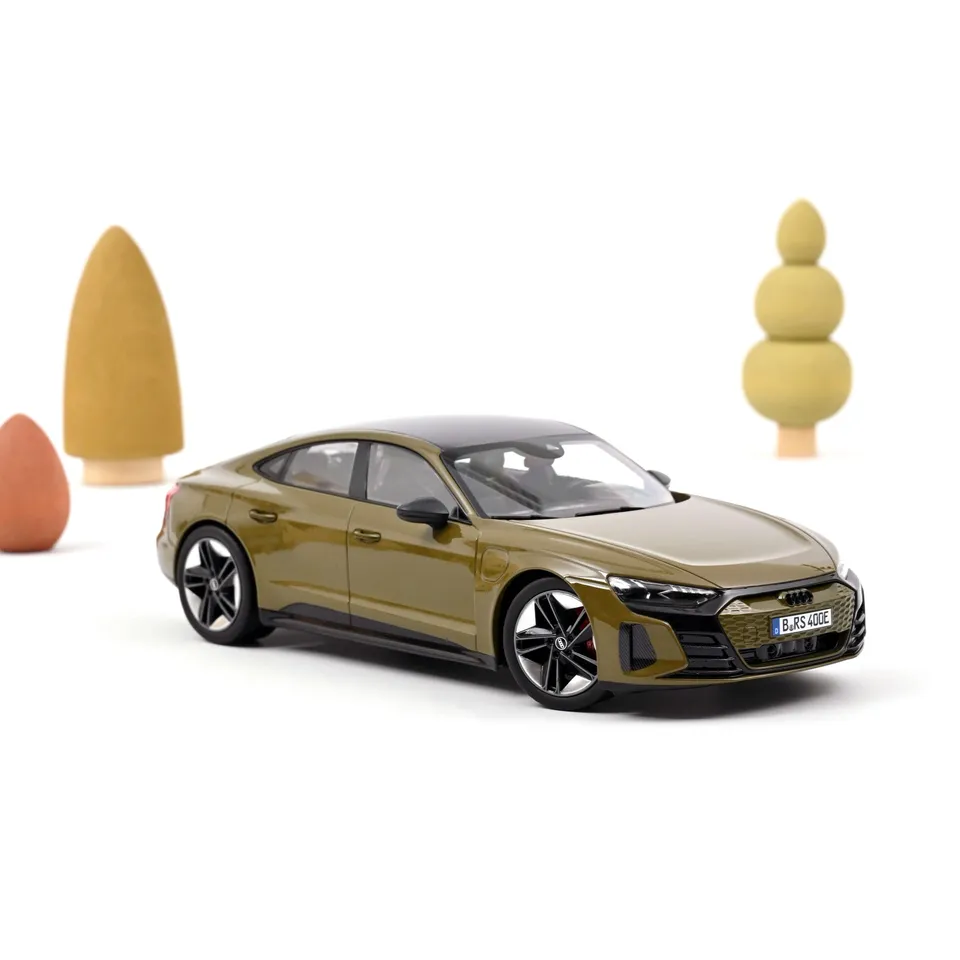 norev-audi-rs-e-tron-gt-2021-olive-metallic-scala-1-18-modellino-die-cast image 1