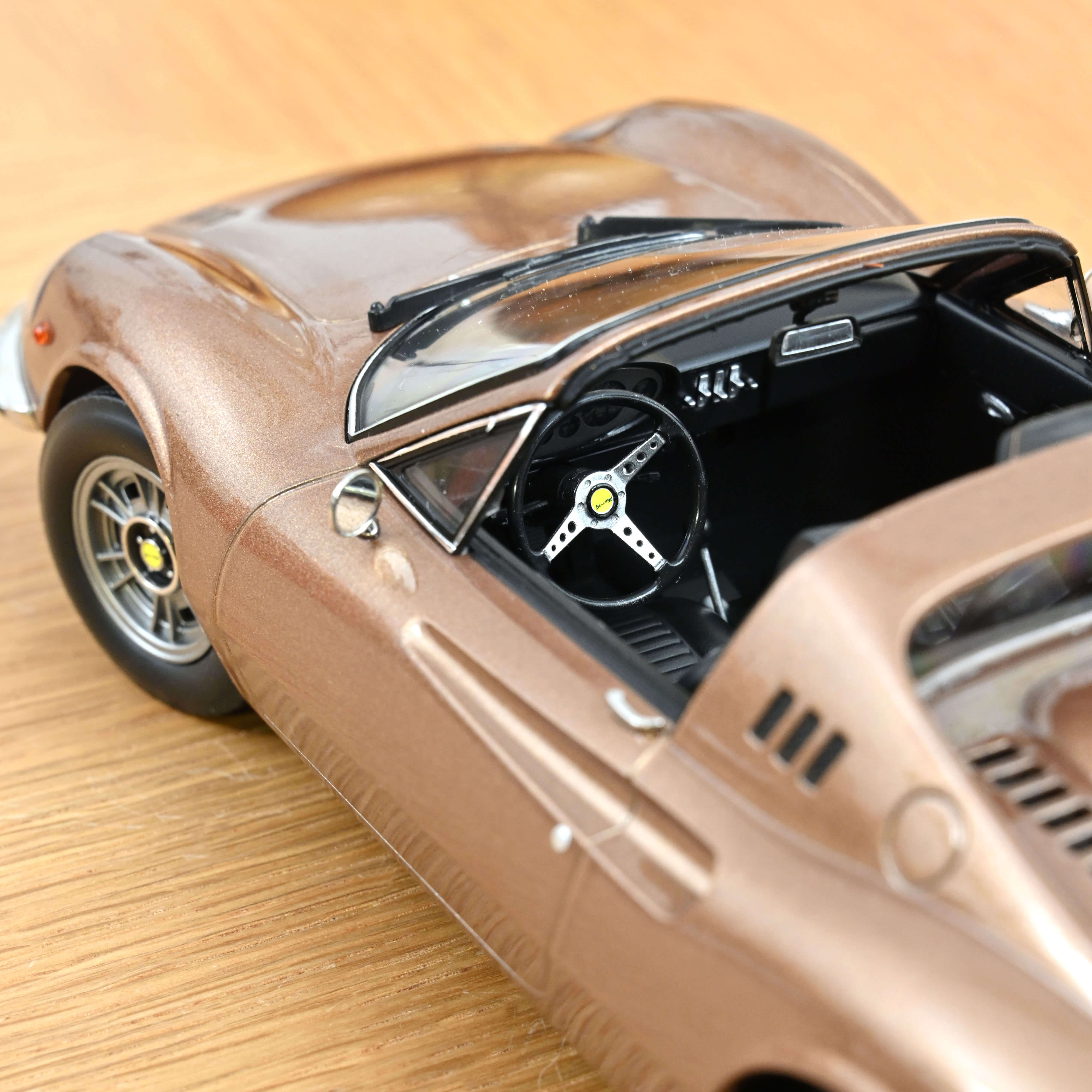norev-dino-246-gts-1970-modellino-auto-1-18-nocciola-metallizzato-200-pz image 4