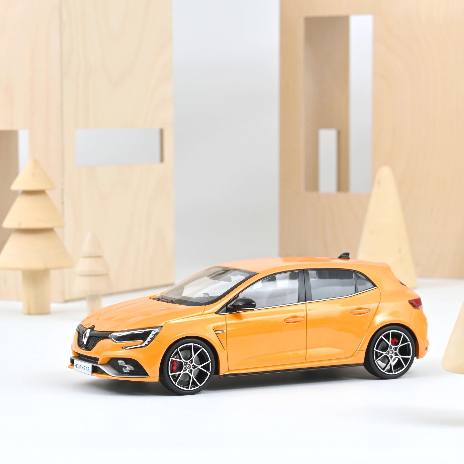 norev-renault-m-gane-r-s-trophy-2022-modellino-die-cast-1-18-arancione-tonic image 1