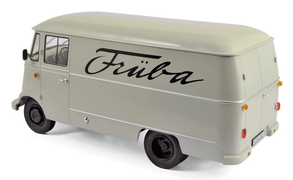 norev-mercedes-benz-l319-van-1957-modellino-furgone-1-18-fr-ba image 1