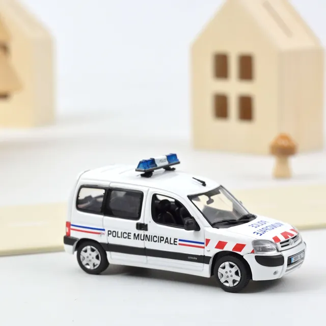 norev-citro-n-berlingo-2004-police-municipale-1-43 image 1