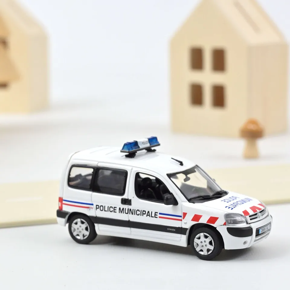 norev-citro-n-berlingo-2004-police-municipale-1-43 image 1