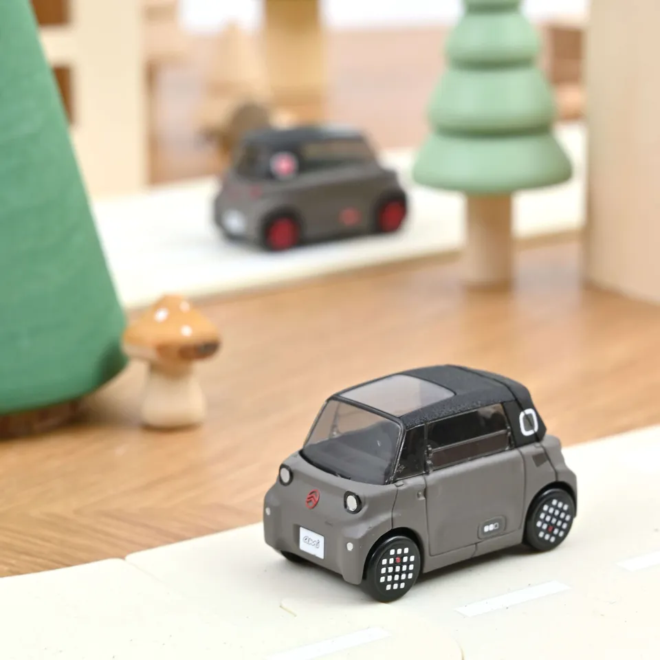 norev-citro-n-ami-2025-icy-miniatura-auto-1-52-jet-car image 1