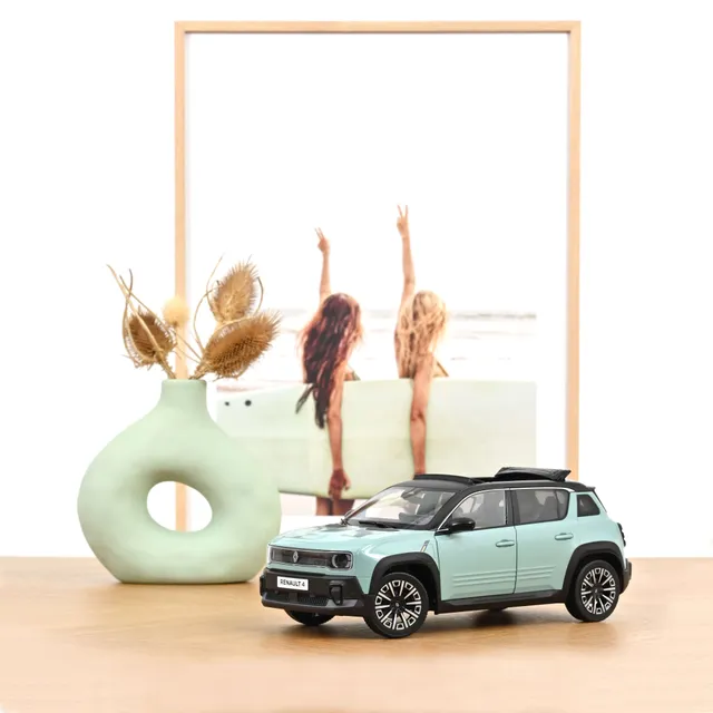 norev-renault-4-e-tech-electrique-2025-modellino-auto-1-18-verde-hauts-de-france image 1