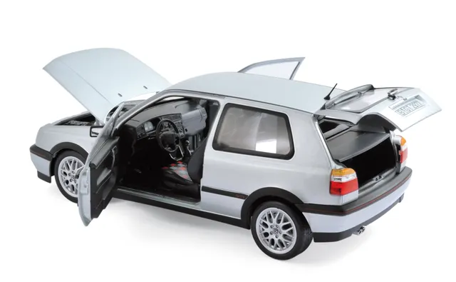 norev-vw-golf-gti-20th-anniversary-1996-argento-modellino-auto-1-18 image 1