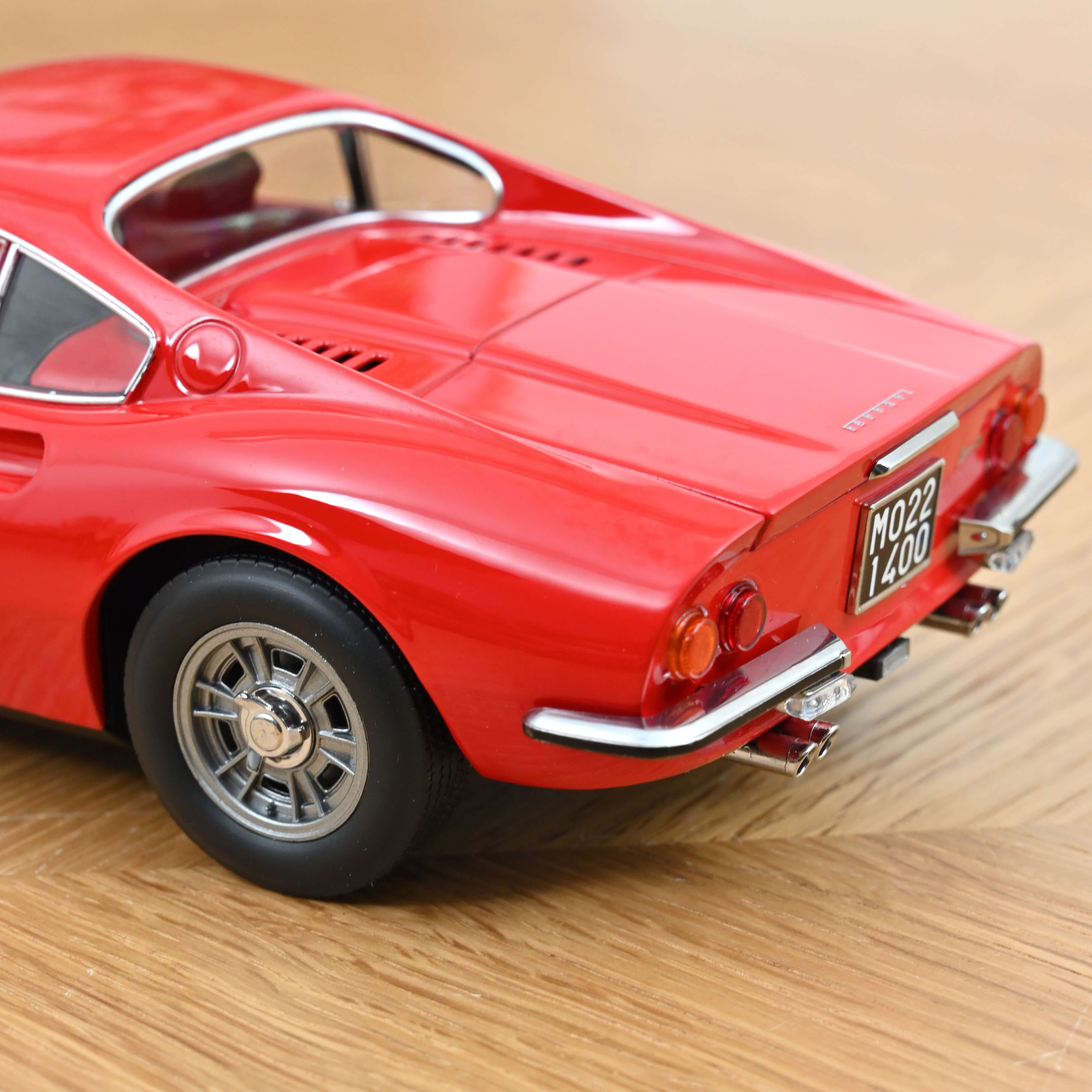 norev-dino-246-gt-1968-rosso-chiaro-1-18 image 4