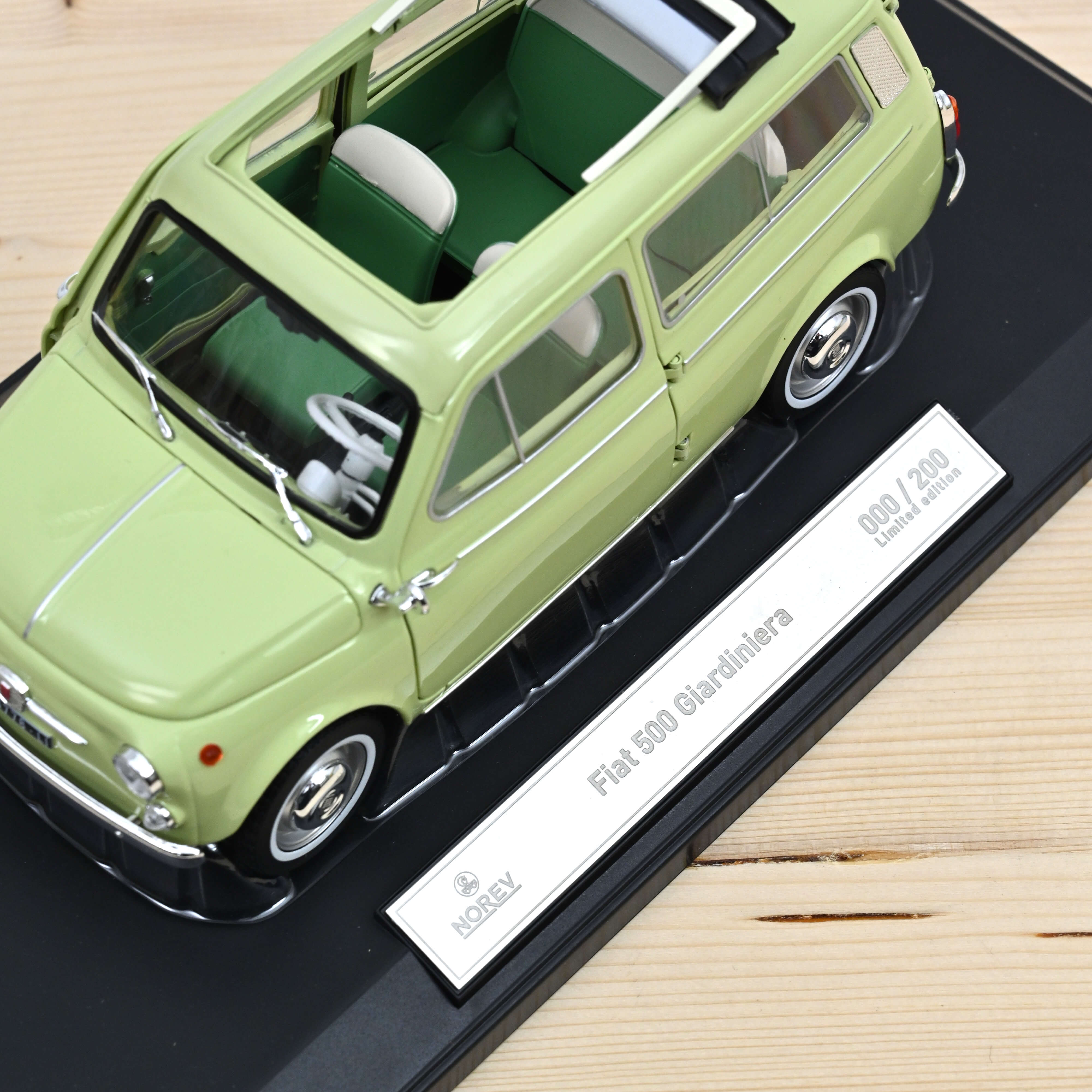 norev-fiat-500-giardiniera-1963-verde-oasis-1-18-edizione-limitata-200-pz-modell image 4