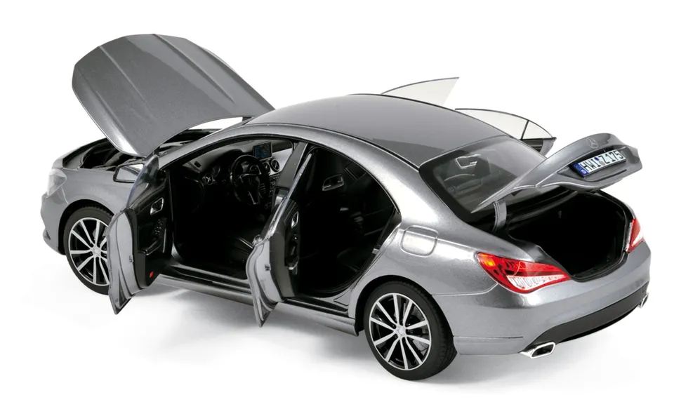 norev-mercedes-benz-cla-klasse-2013-grigio-metallizzato-1-18 image 1