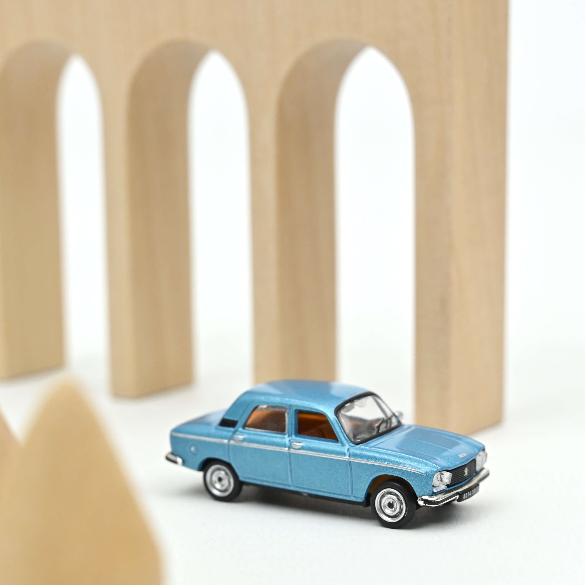 norev-peugeot-304-gl-1977-modellino-auto-1-87-blu-azzurro image 1