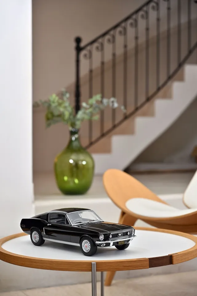 norev-ford-mustang-fastback-1968-modellino-auto-1-12-nero image 1